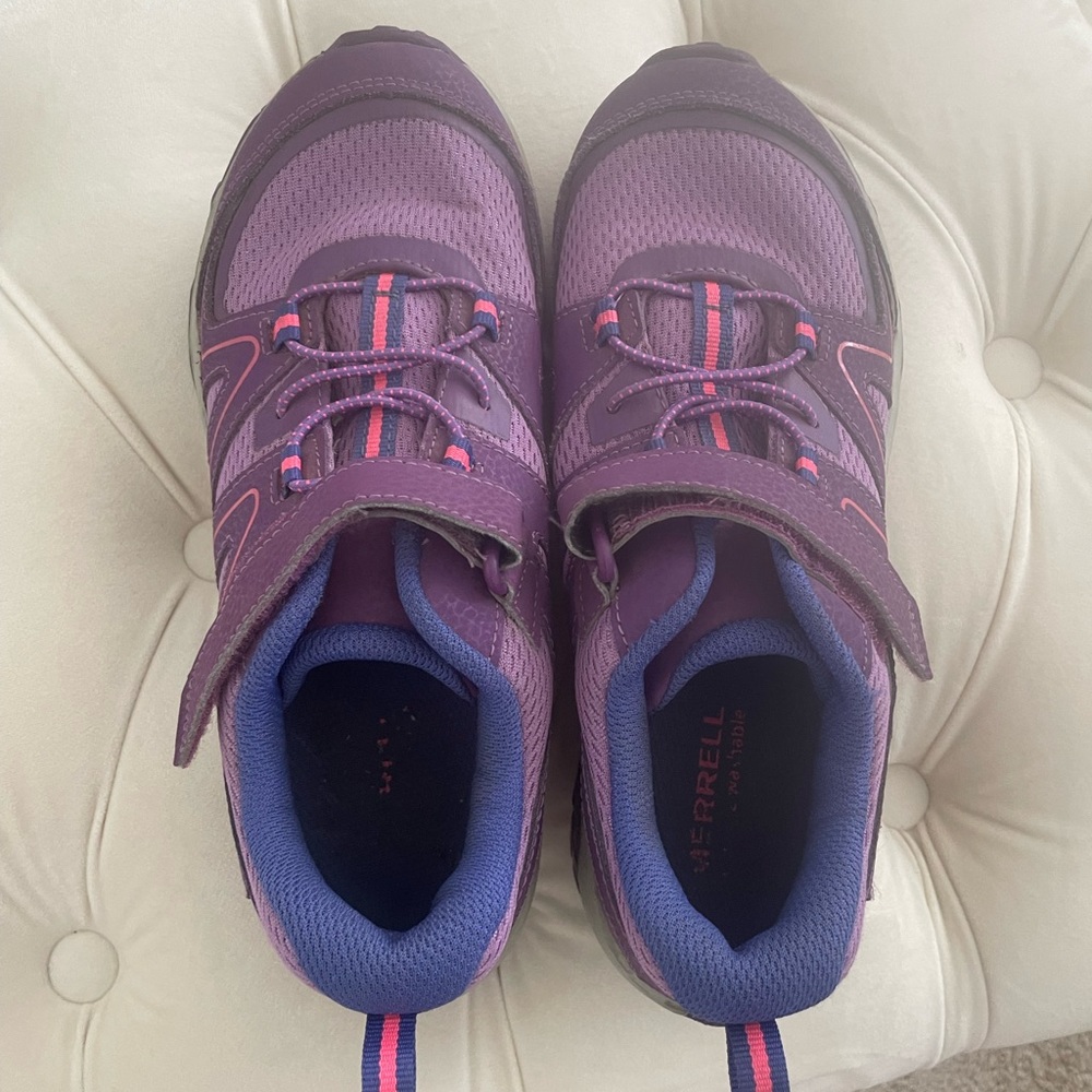 Merrell hiking shoes, size 4.5
